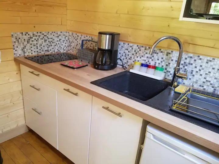Normandy Cottage Gagny Bagian luar foto