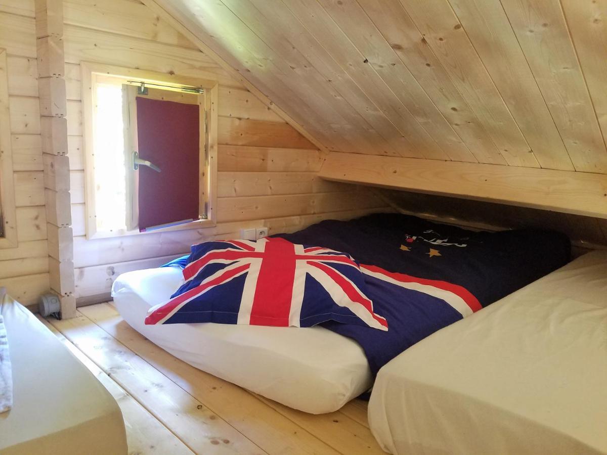 Normandy Cottage Gagny Bagian luar foto