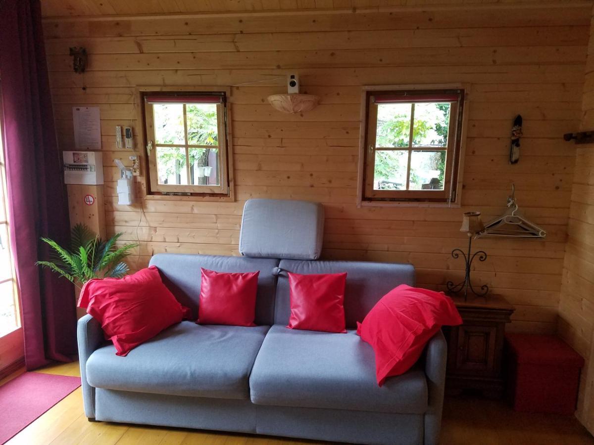 Normandy Cottage Gagny Bagian luar foto