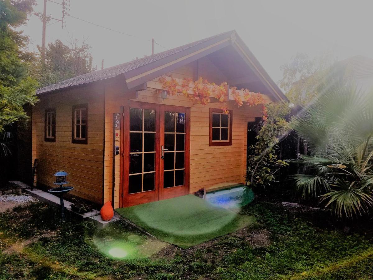 Normandy Cottage Gagny Bagian luar foto