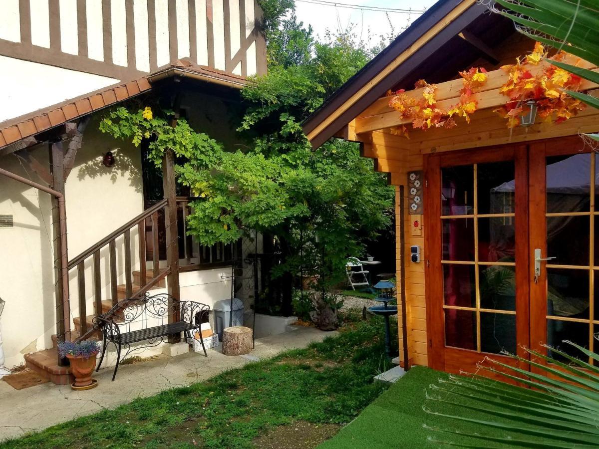 Normandy Cottage Gagny Bagian luar foto